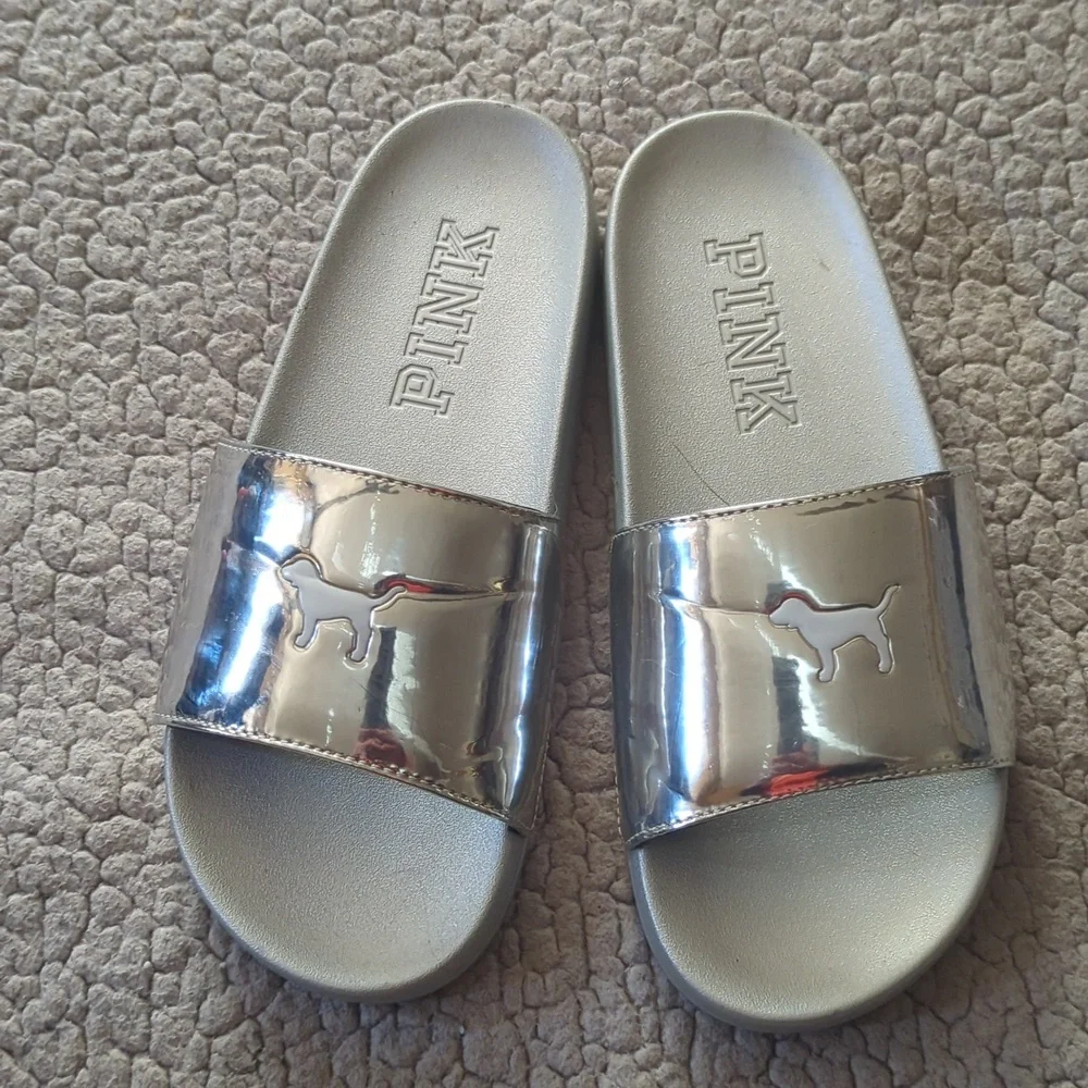 Pink sandals - Picture 1 of 3